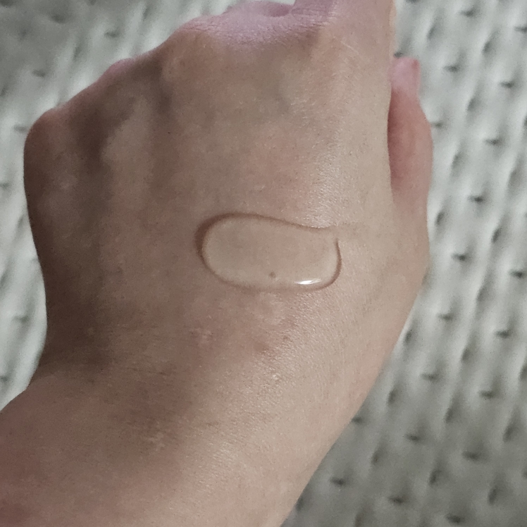 绿色类黄酮毛孔洁面凝胶的真实用户使用照片