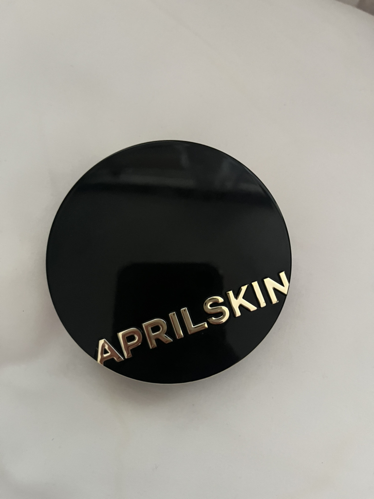 APRILSKIN MAGIC SNOW CUSHION [SPF50+/PA+++] [21 LIGHT BEIGE] review image