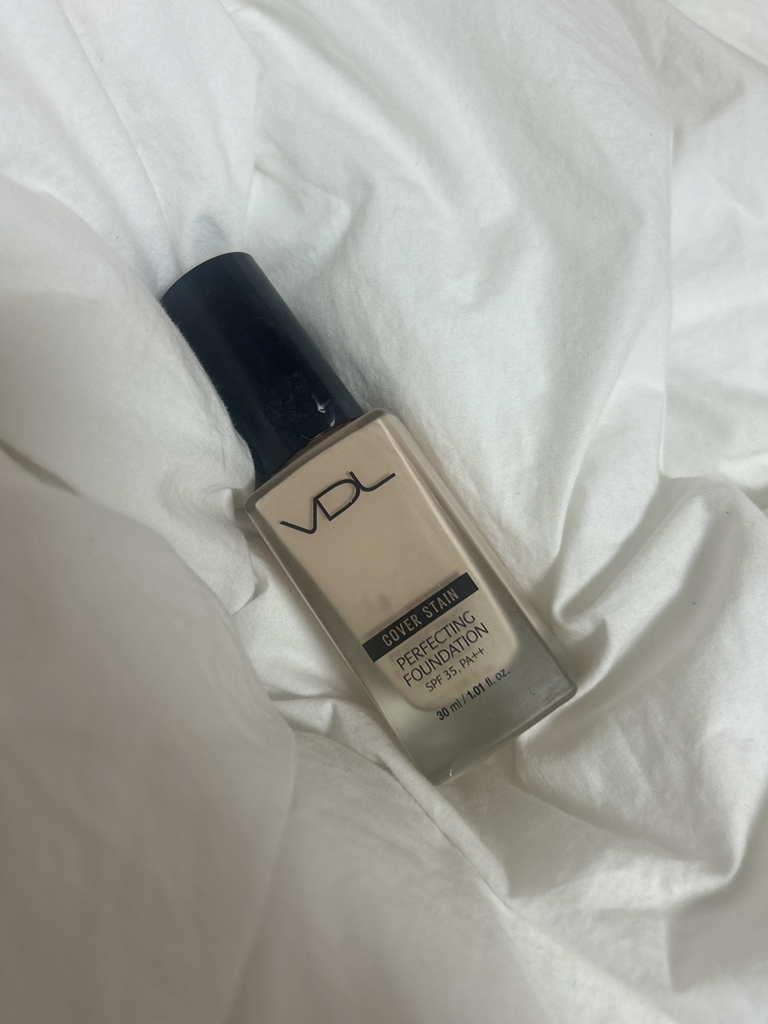 Coverstein完美粉底液 [SPF35/PA++] [A01]的真实用户使用照片
