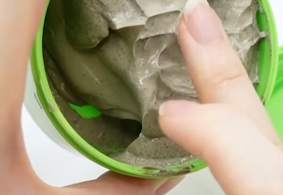 绿番茄毛孔净化水洗面膜的真实用户使用照片