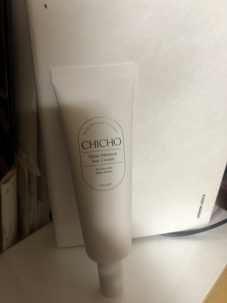 绿洲矿物保湿防晒霜 [SPF50+/PA++++]的真实用户使用照片