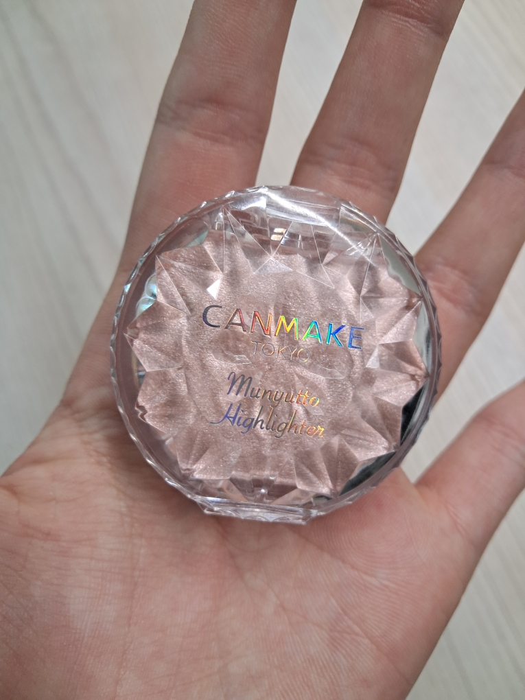 캔메이크 (CANMAKE) 무뉴토 하이라이터 [02 로즈 쿼츠] review image