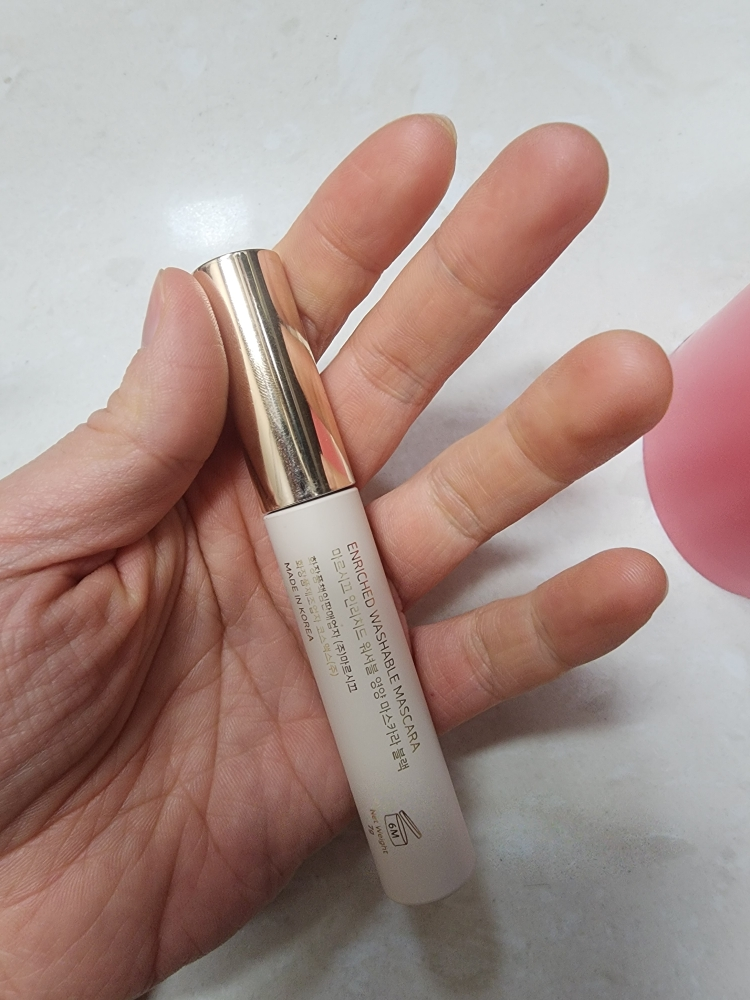 MARSHIQUE 富含营养可水洗睫毛膏[黑色] common.review image