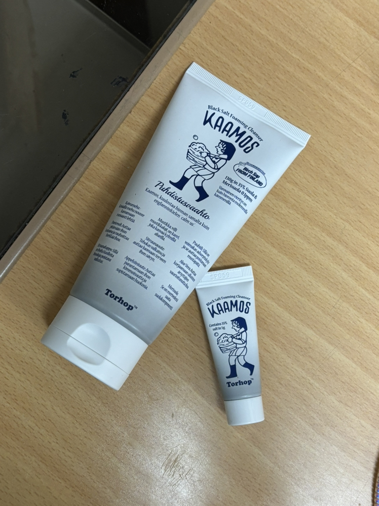卡莫斯黑盐泡沫洁面乳的真实用户使用照片