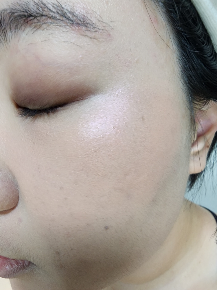 릴리바이레드 (lilybyred) 러브빔 글로우 베일 [02 #홀리빔] review image