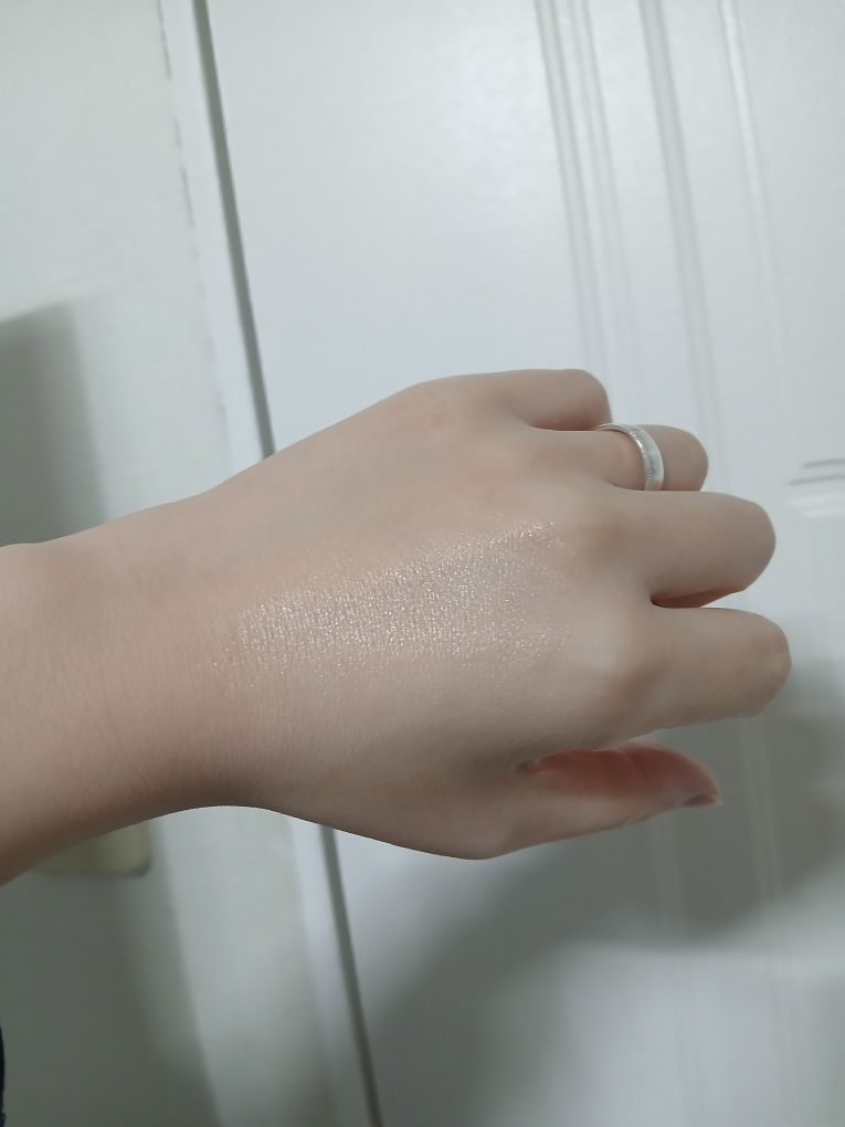 밀크터치 (MilkTouch) 올데이 스킨핏 밀키 글로우 쿠션 [SPF50+/PA++++] [02 바닐라아이보리] review image