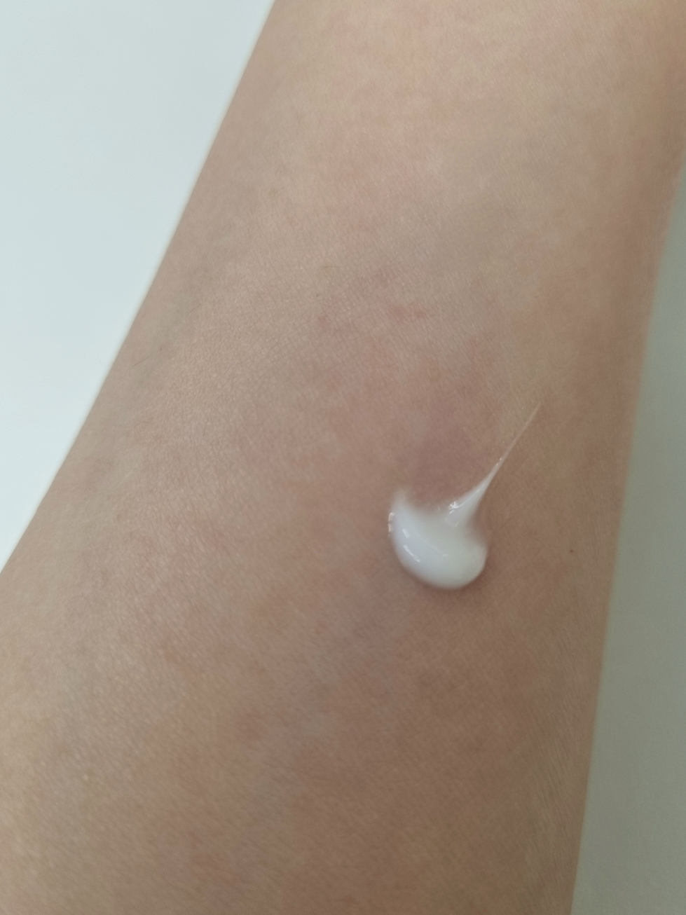 바닐라부티크 (banillaboutique) 퍼퓸 핸드크림 [허그] review image