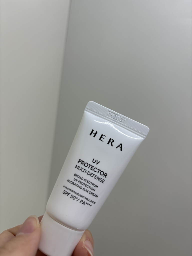UV防护多重防御[SPF50+/PA++++]的真实用户使用照片