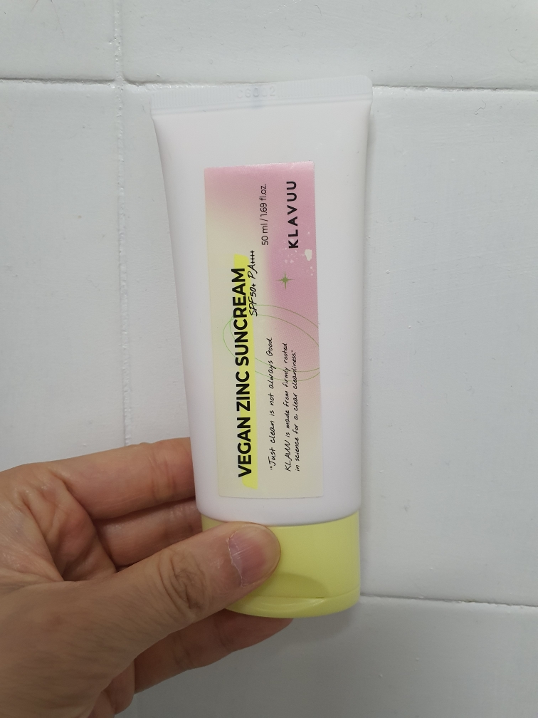 KLAVUU VEGAN ZINC SUNCREAM [SPF50+/PA++++] review image