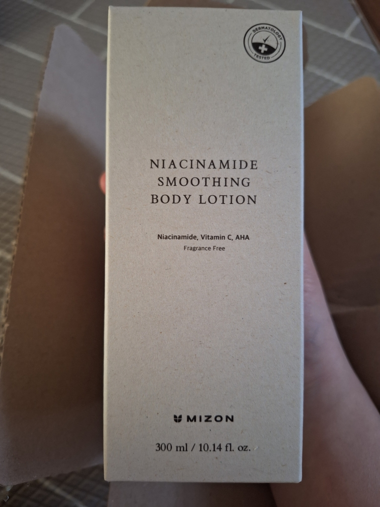 미즈온 (MIZON) 나이아신아마이드 스무딩 바디 로션 review image