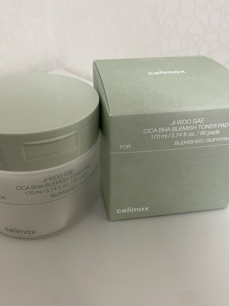 Real user review photo of JI WOO GAE CICA BHA BLEMISH TONER PAD