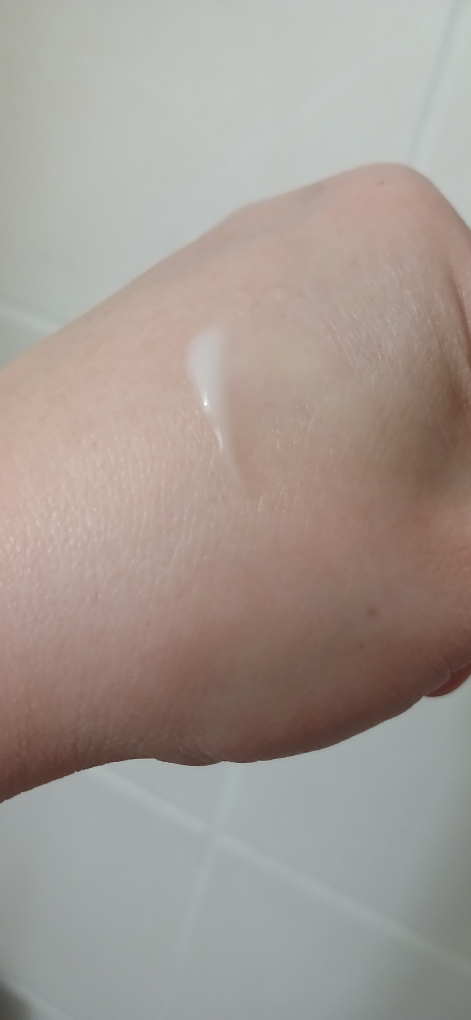 玻尿酸乳霜的真实用户使用照片