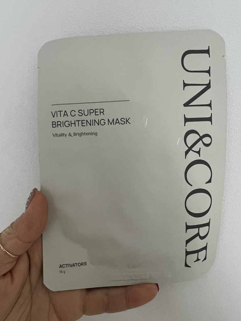 유니앤코어 (UNI&CORE) 비타씨 수퍼 브라이트닝 마스크 review image