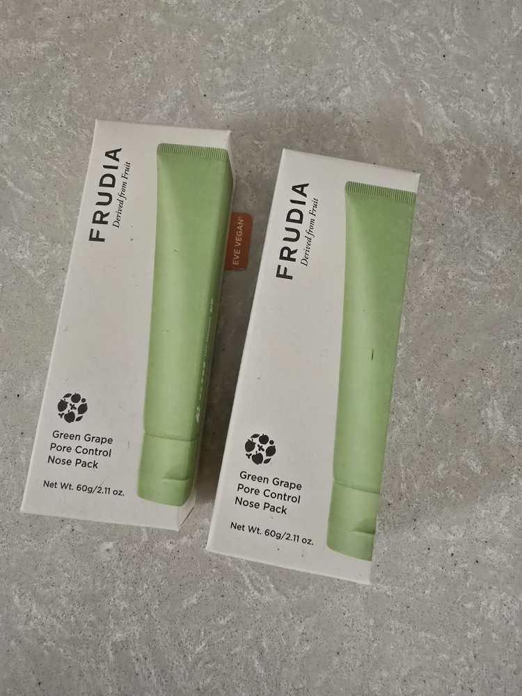 후르디아 (FRUDIA) 청포도 포어 컨트롤 노즈팩 review image