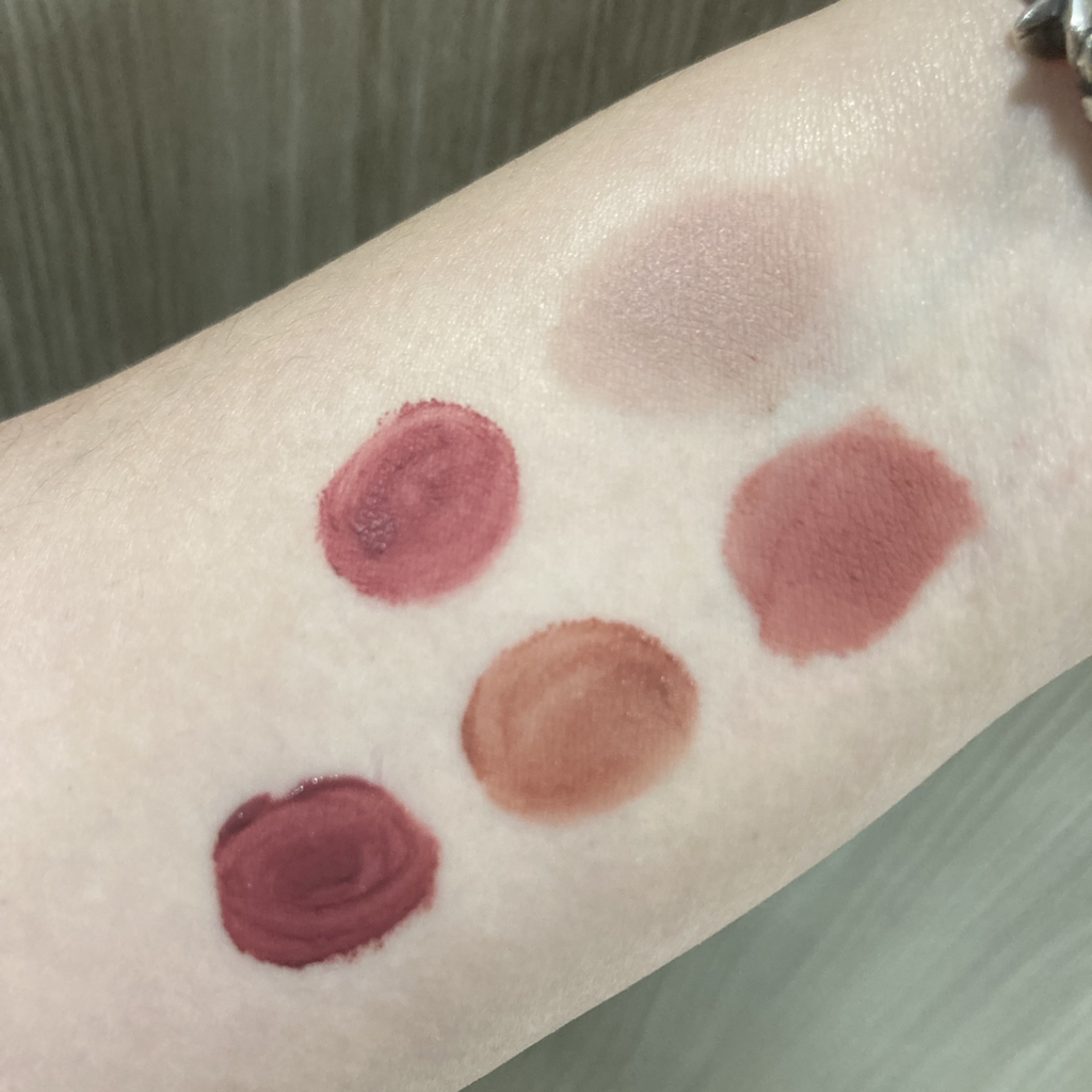 Real user review photo of GEEK NUDE COLOR COVER TINT [05 CEMENT]