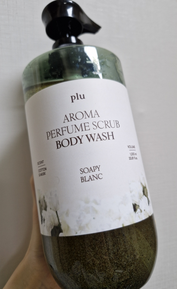 Plu 香薰香水磨砂沐浴露索菲亚·布朗 common.review image