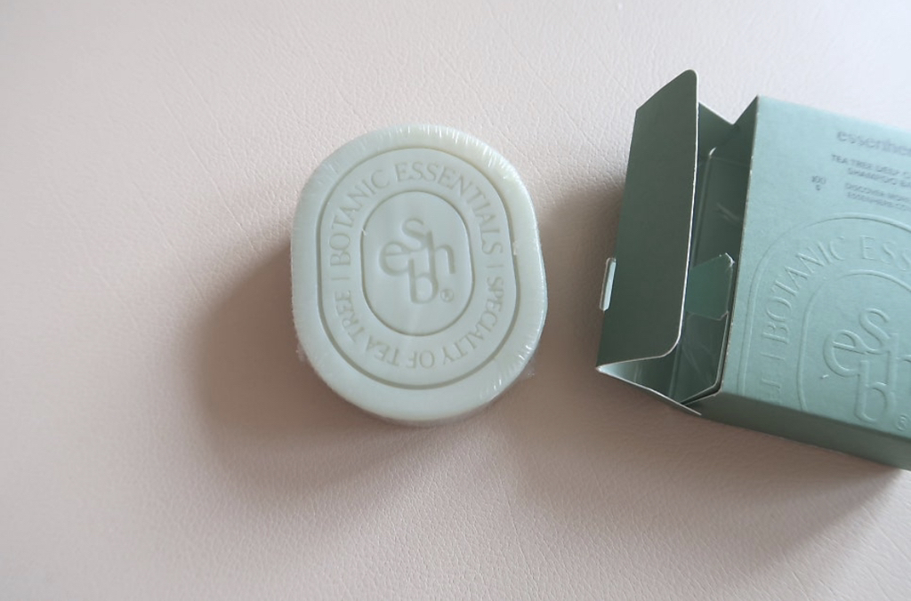 essenHERB 茶树深层洁净洗发露 common.review image