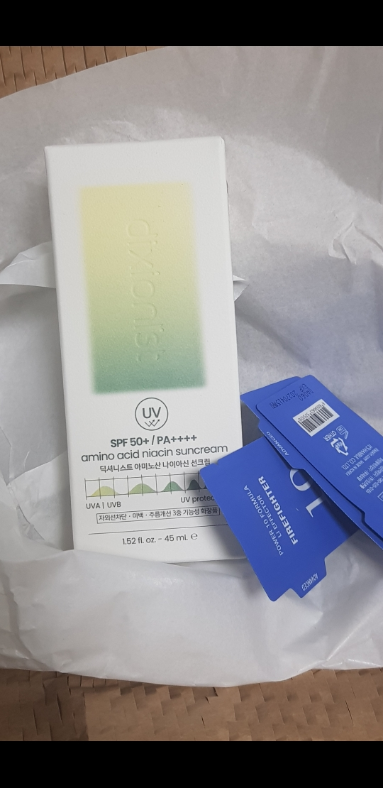 氨基酸维生素C防晒霜 [SPF50+/PA++++]的真实用户使用照片