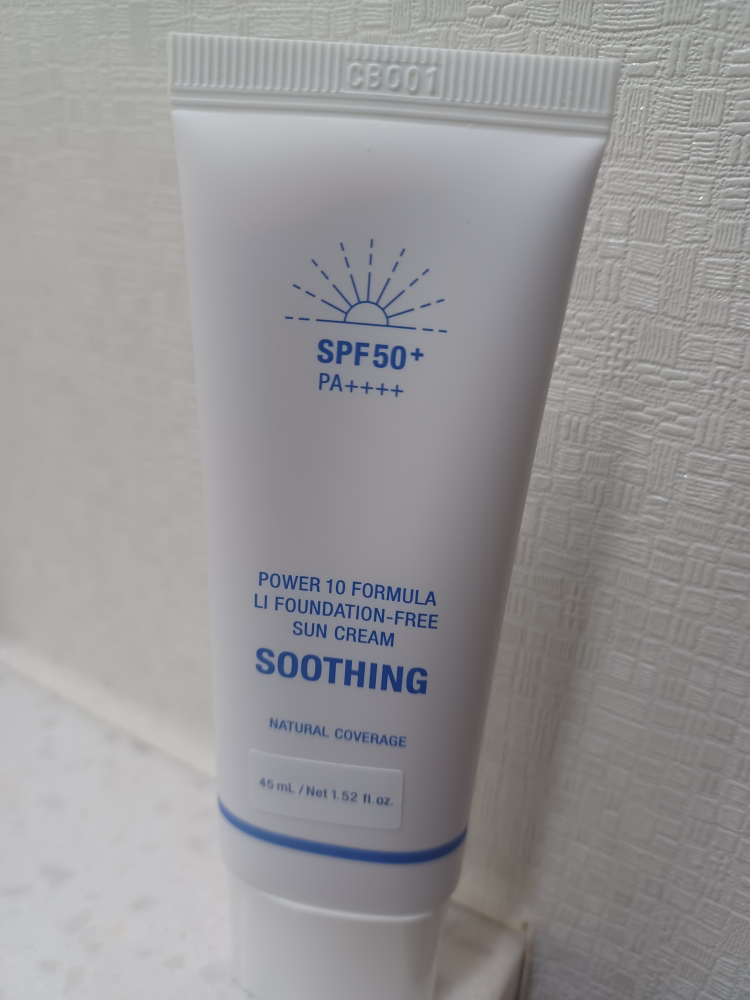 伊思 力10 甘草润肤防晒霜 [SPF50+/PA++++] common.review image