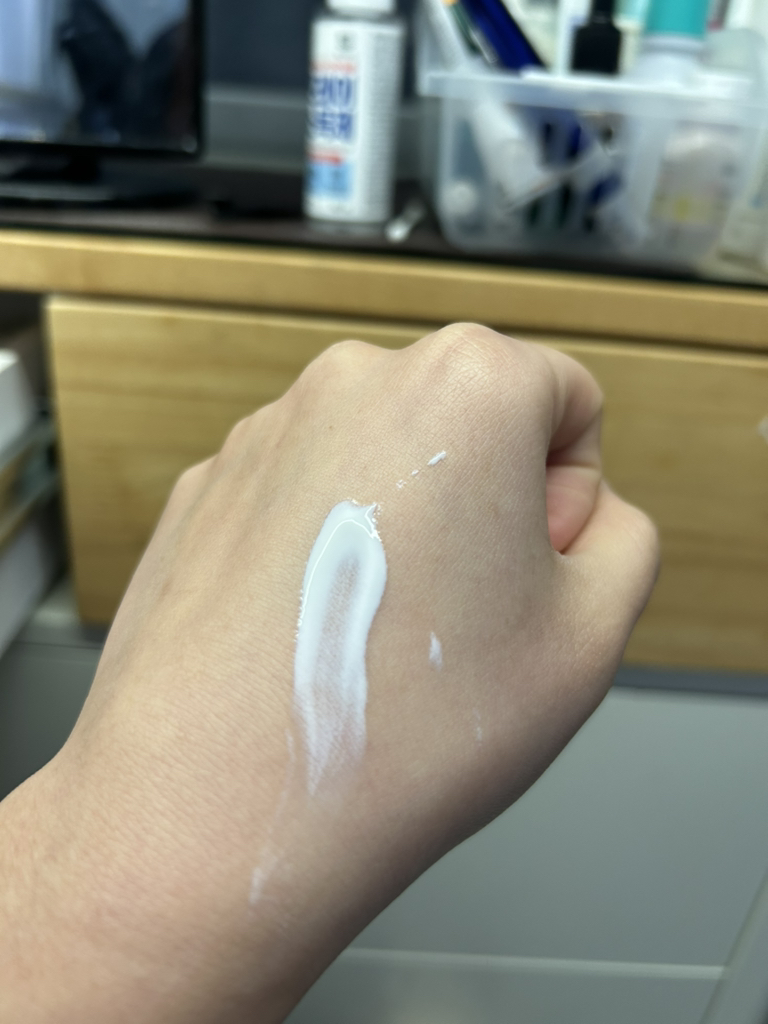 泛醇温和防晒霜 [SPF50+/PA++++]的真实用户使用照片
