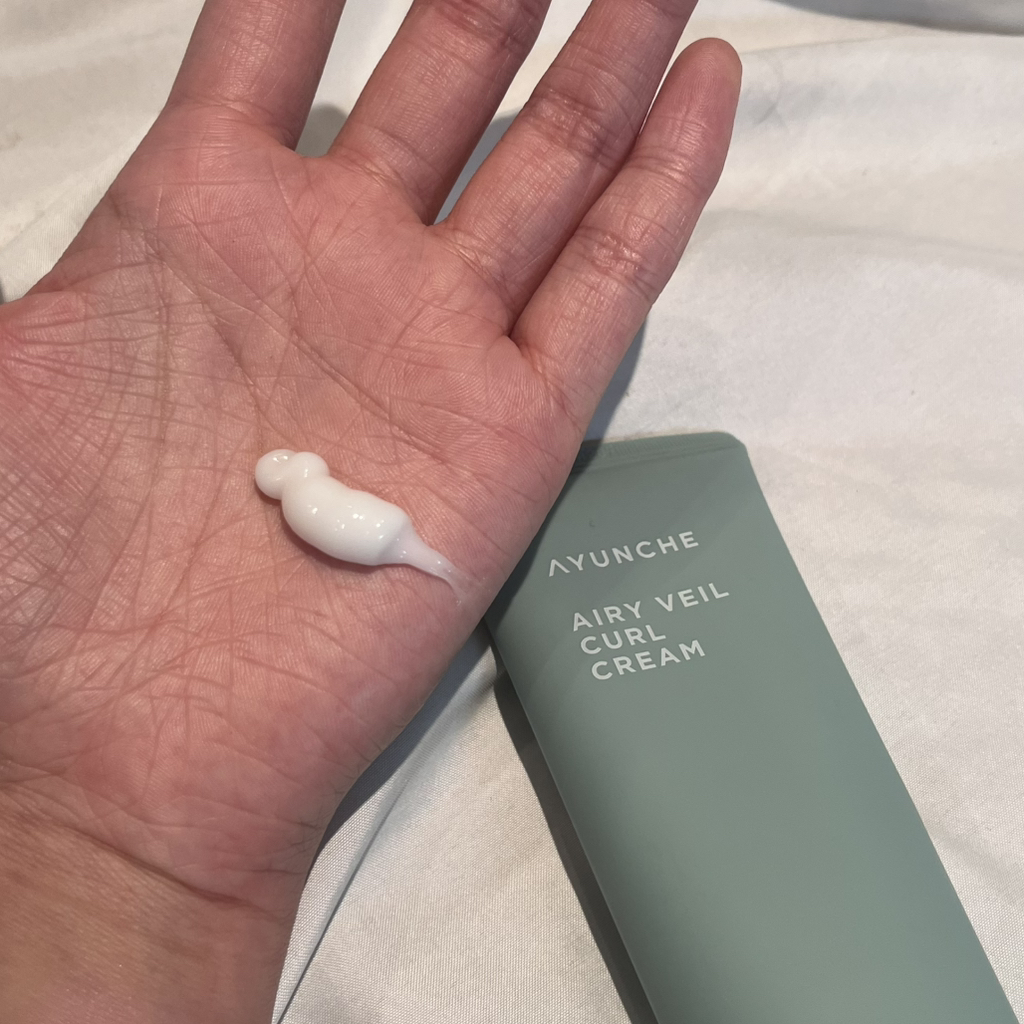 AYUNCHE 轻盈薄纱粉底霜 common.review image