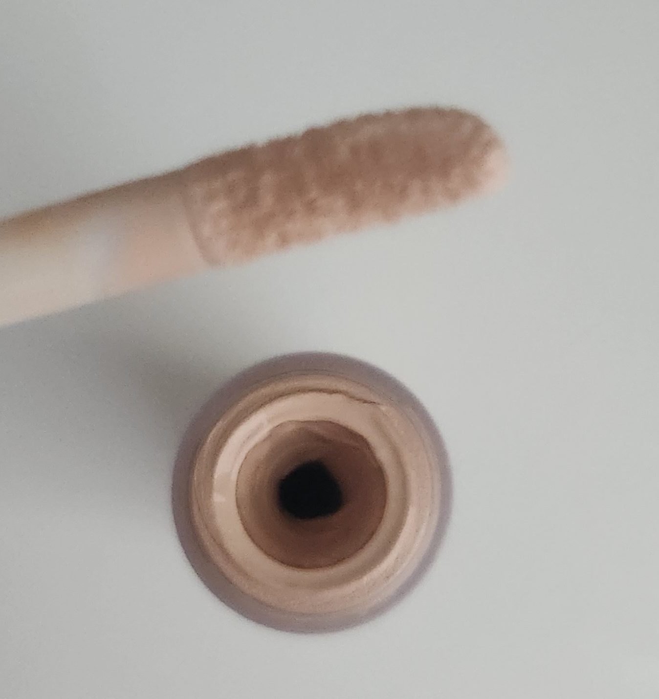 바이유어 (BYUR) 세럼핏 풀커버 리퀴드 컨실러 [17호 핑크아이보리] review image