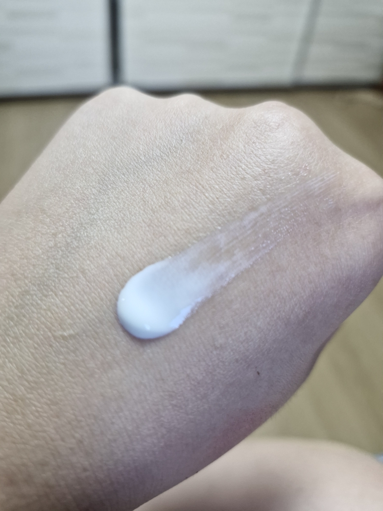 엠디스픽 (MD'SPICK) 무향자차 수분 선크림 [SPF50+/PA++++] review image