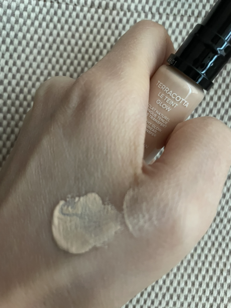 겔랑 (GUERLAIN) 테라코타 르 뗑 글로우 파운데이션 [0.5N] review image