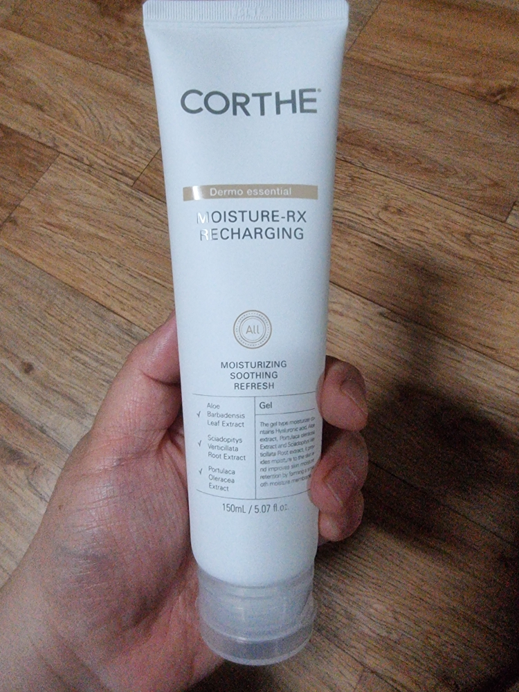 Real user review photo of Dermo essential MOISTURE-RX RECHARGING