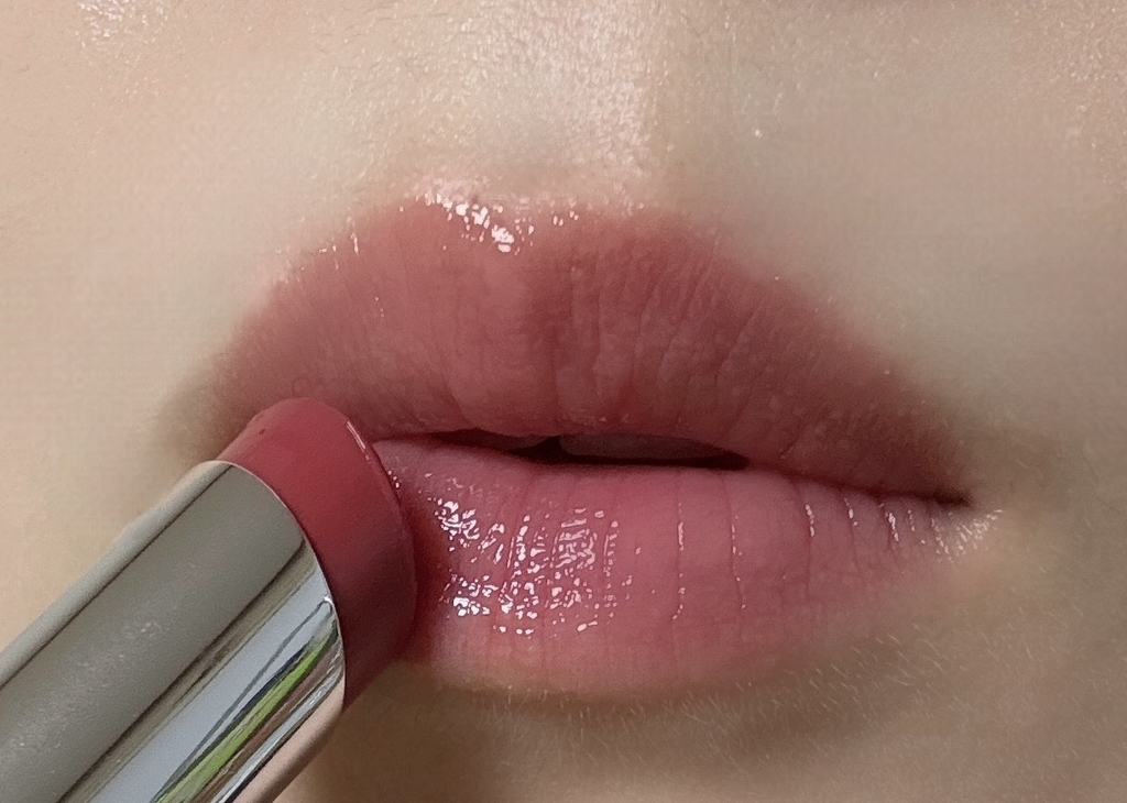 입생로랑뷰티 (YVESSAINTLAURENTBEAUTY) 캔디 글레이즈 컬러밤 [5 핑크새티스팩션] review image