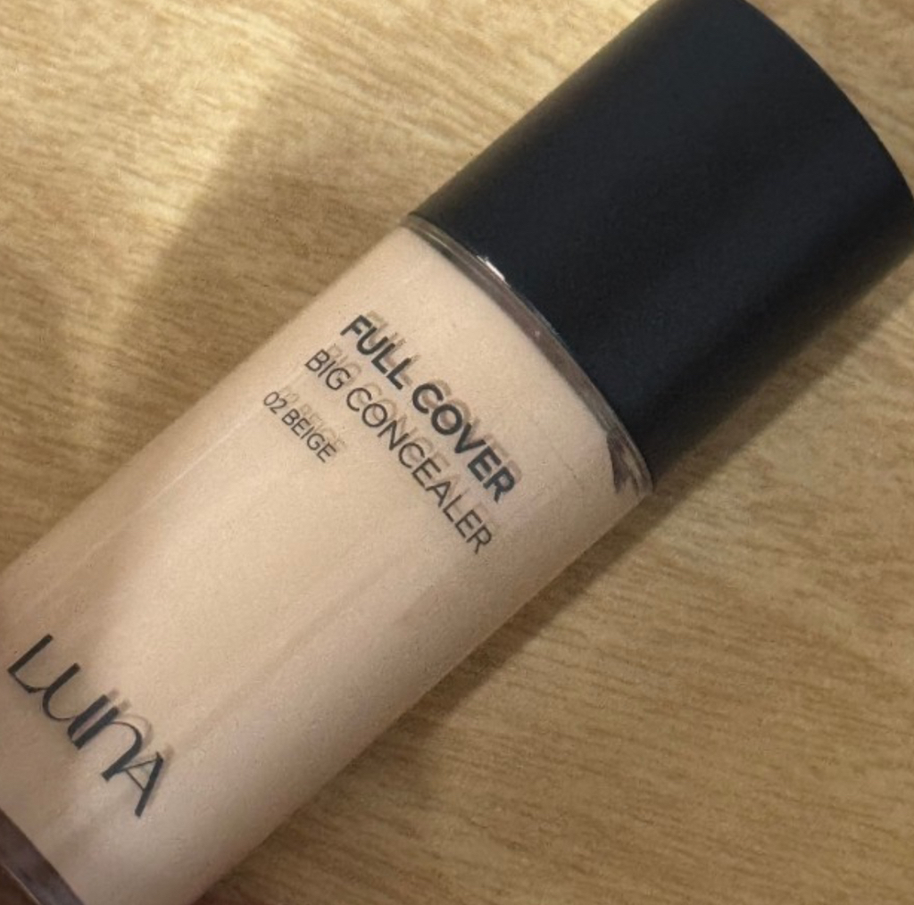 露娜 持久全效遮瑕膏 [SPF27/PA++] [2 号米色] [SPF27/PA++] [2 号]。 common.review image