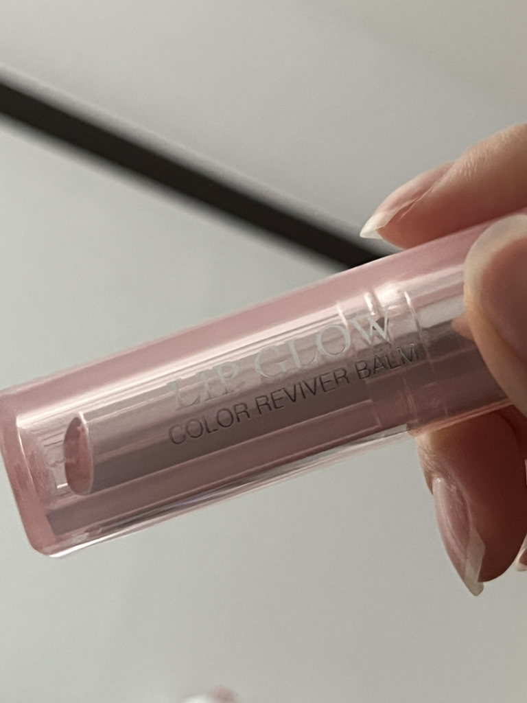 디올 (Dior) 어딕트 립 글로우 [004 코랄] review image