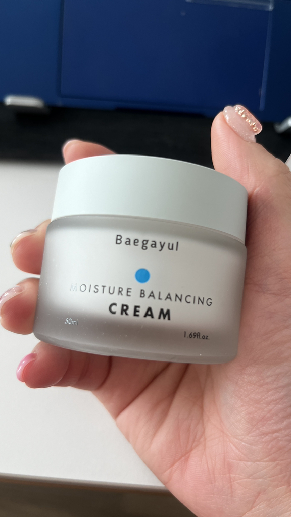 Real user review photo of MOISTURE BALANCING CREAM