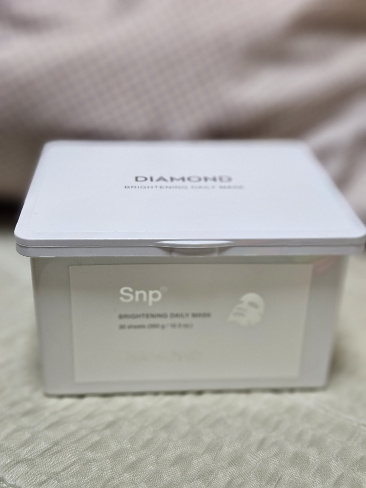 Snp (에스엔피) 다이아몬드 브라이트닝 데일리 마스크 review image