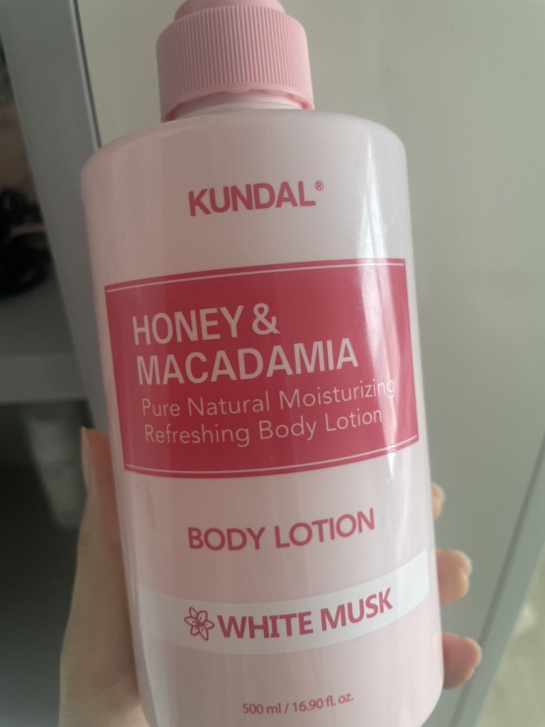 쿤달 (KUNDAL) 데일리 모이스처라이징 라이트 바디로션 [화이트머스크] review image