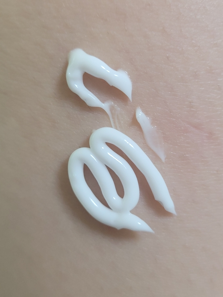 激光再生面霜的真实用户使用照片