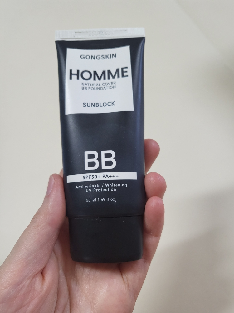 공스킨 (GONGSKIN) 내추럴 썬크림 BB 파운데이션 [SPF50+/PA+++] review image