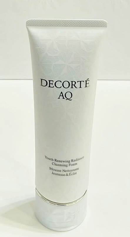 데코르테 (DECORTE) AQ 유쓰 리뉴잉 래디언스 클렌징 폼 review image
