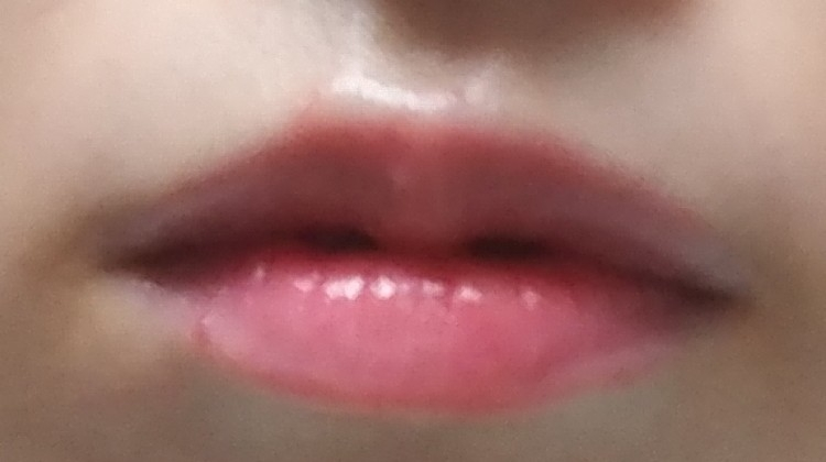 릴리바이레드 (lilybyred) 앙큼 라이어 코팅 틴트 [06 #발그레한딸기인척] review image