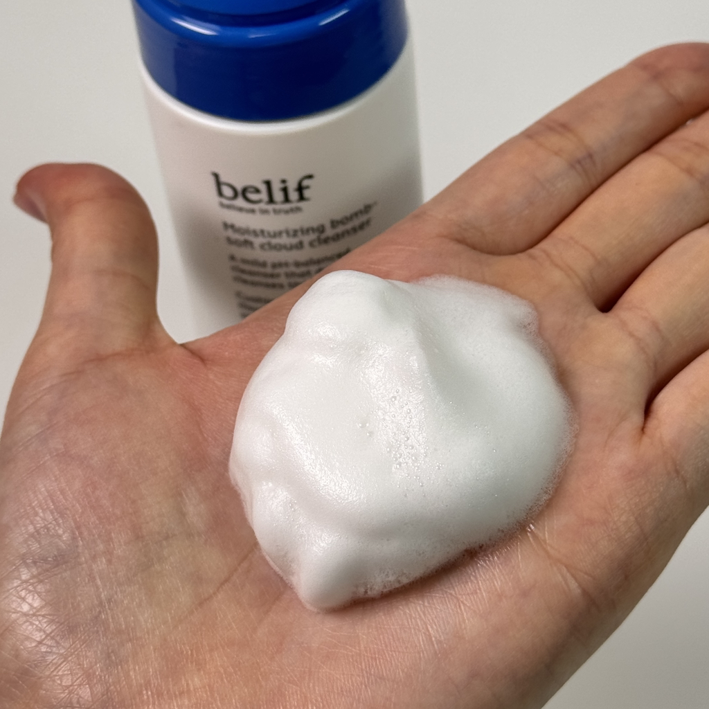 빌리프 (belif) 모이스춰라이징 밤 소프트 클라우드 클렌저 review image