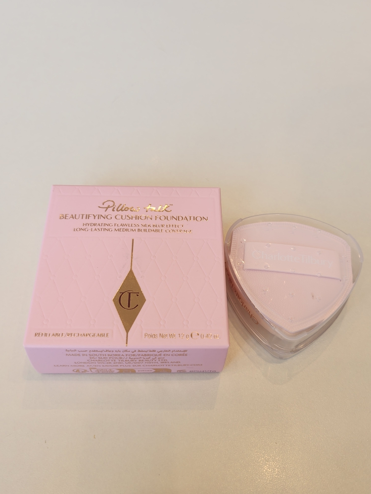 샬롯틸버리 (CharlotteTilbury) 필로우 토크 뷰티파잉 쿠션 파운데이션 [1C] review image