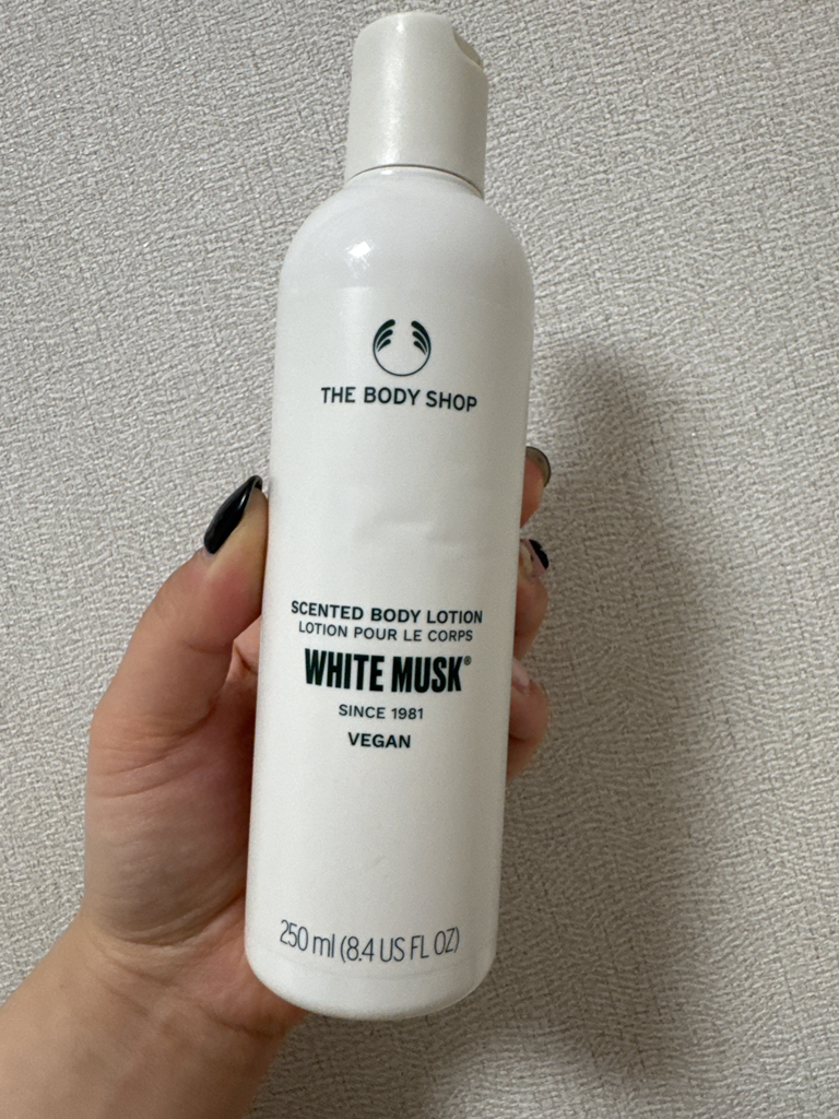 더바디샵 (THEBODYSHOP) 센티드 바디 로션 [화이트머스크] review image