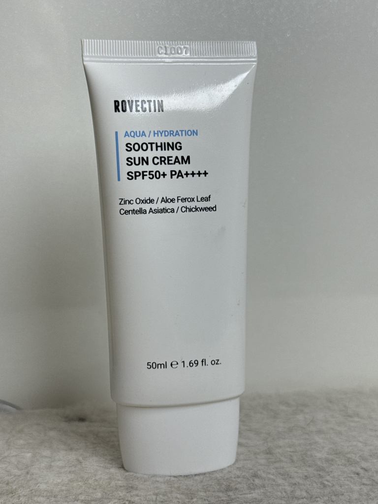 로벡틴 (ROVECTIN) 아쿠아 수딩 선크림 [SPF50+/PA++++] review image