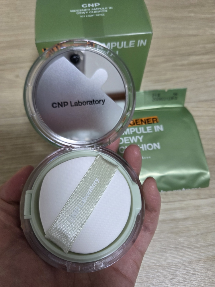 차앤박화장품 (CNPLaboratory) 뮤제너 앰플 인 듀이 쿠션 [SPF50+/PA+++] [21호 라이트베이지] review image