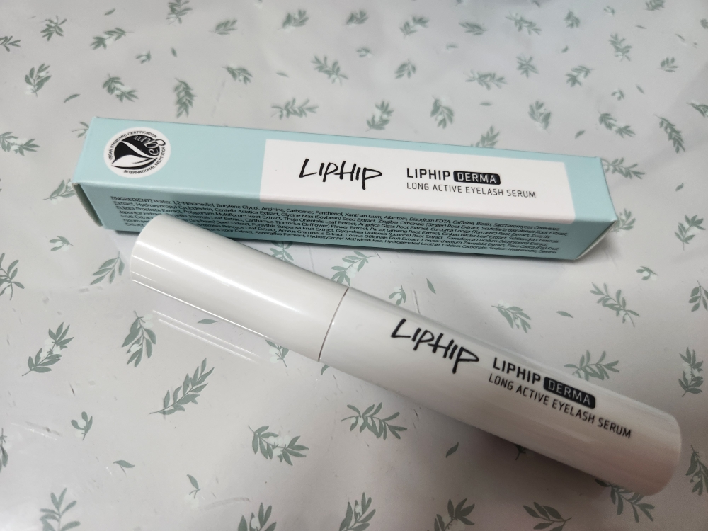립힙 (LIPHIP) 더마 롱액티브 아이래쉬 세럼 review image