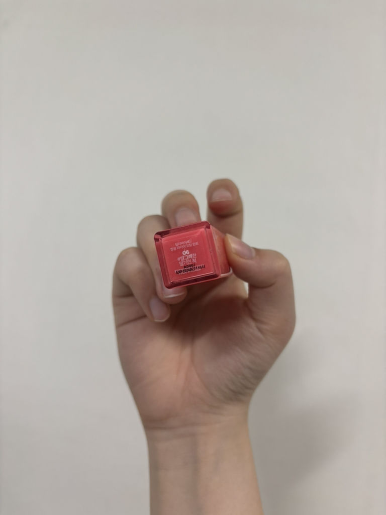 릴리바이레드 (lilybyred) 앙큼 라이어 코팅 틴트 [06 #발그레한딸기인척] review image