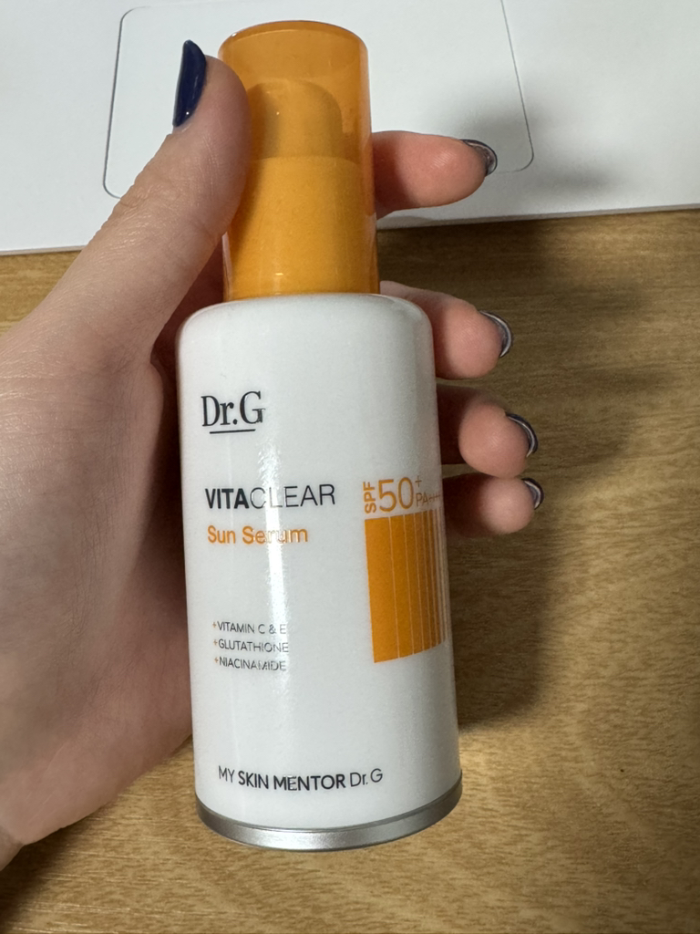 Real user review photo of VITA CLEAR Sun Serum [SPF50+/PA++++]