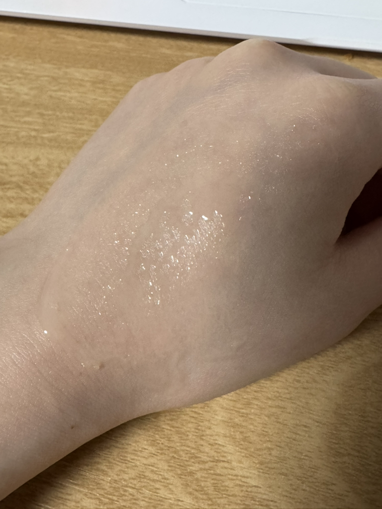 Real user review photo of VITA CLEAR Sun Serum [SPF50+/PA++++]
