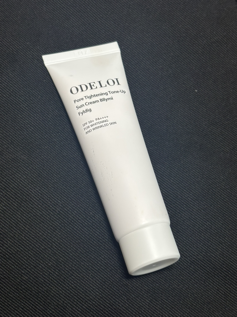 오드로이 (ODELOI) 모공축소 톤업 선크림 블리미 필리디 [SPF50+/PA++++] review image