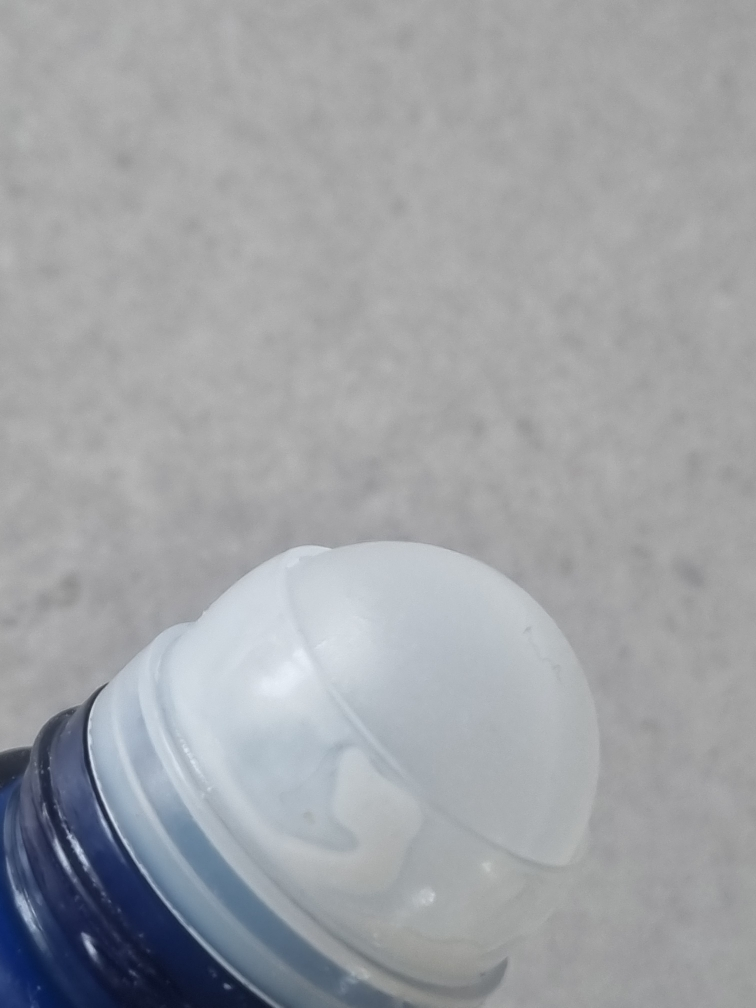 니베아맨 (NIVEAMEN) 데오도란트 롤온 드라이 임팩트 review image